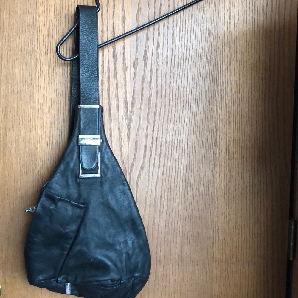 Leather bag